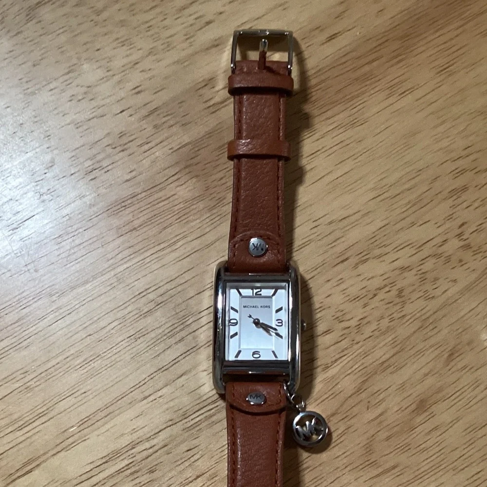 Vintage Michael Kors Women’s Watch Silver-tone with Brown Leather Band MK2165